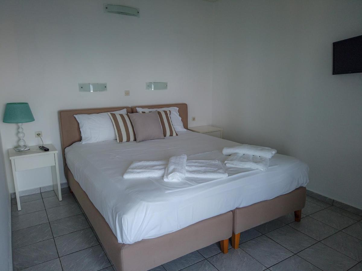 Paradise Place Sifnos Chrisopigi  Room photo
